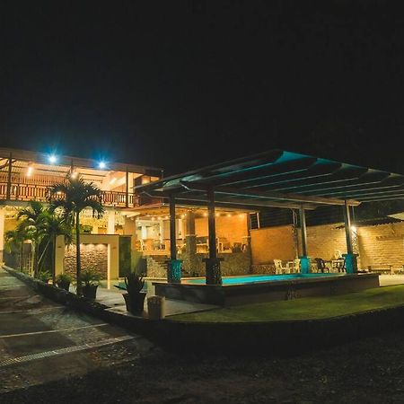 Vila Quinta Betania Puyo Exteriér fotografie