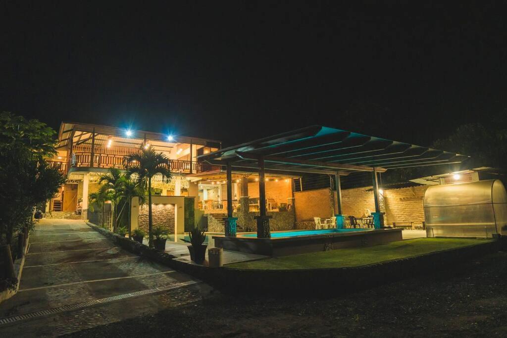 Vila Quinta Betania Puyo Exteriér fotografie